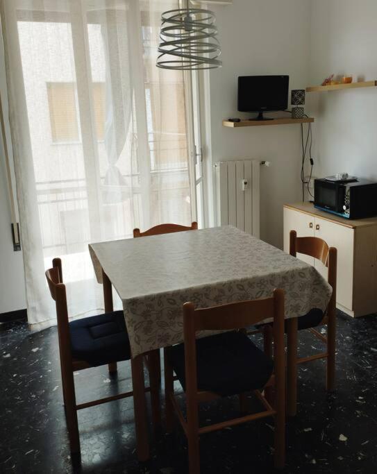 Appartamento Loano Mare Esterno foto